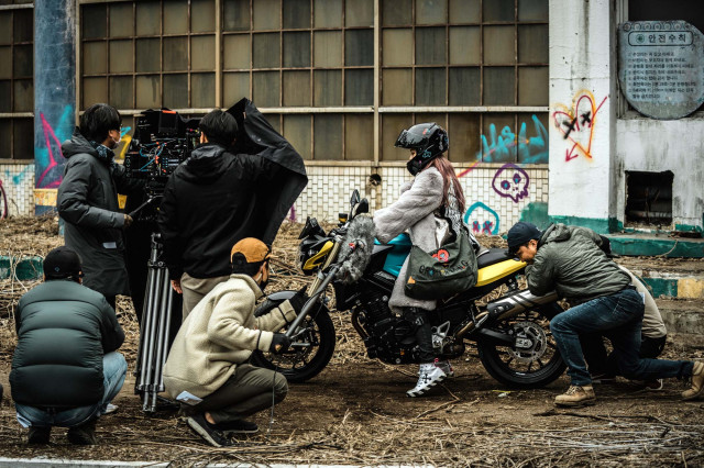 BTS: A Man Of Reason (Photo 5)