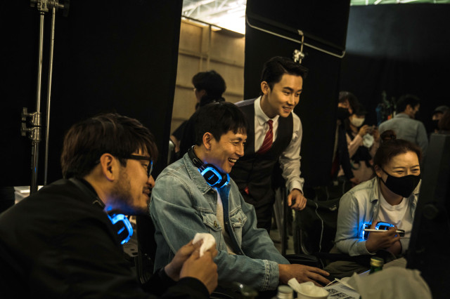 BTS: A Man Of Reason (Photo 8)