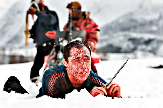 BTS: Dead Snow (Photo 2)