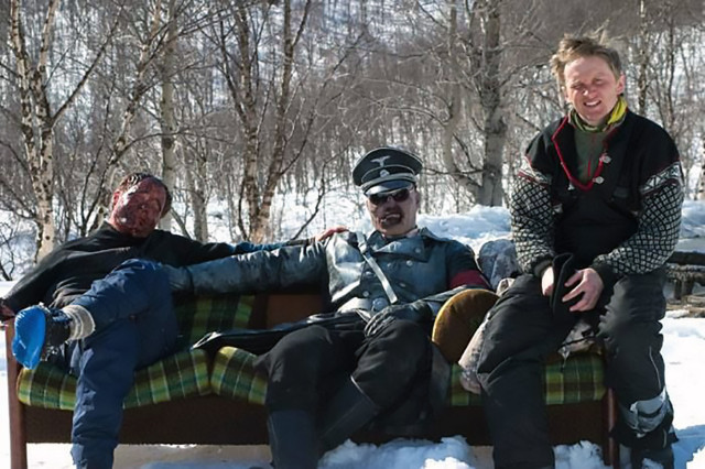 BTS: Dead Snow (Photo 4)