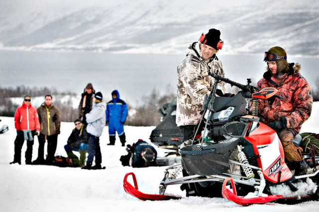 BTS: Dead Snow (Photo 3)