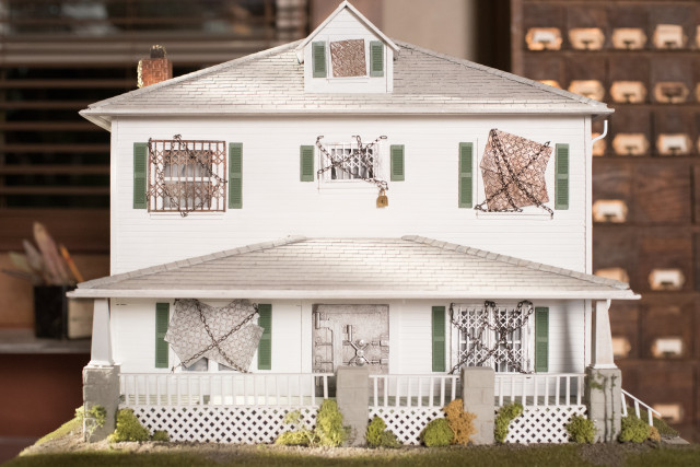 BTS: Hereditary (Photo 16)