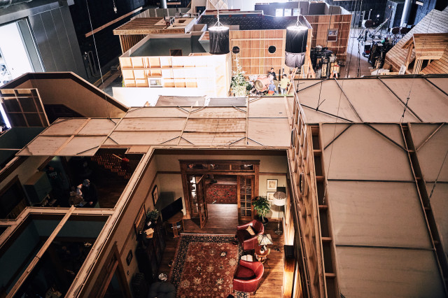 BTS: Hereditary (Photo 7)